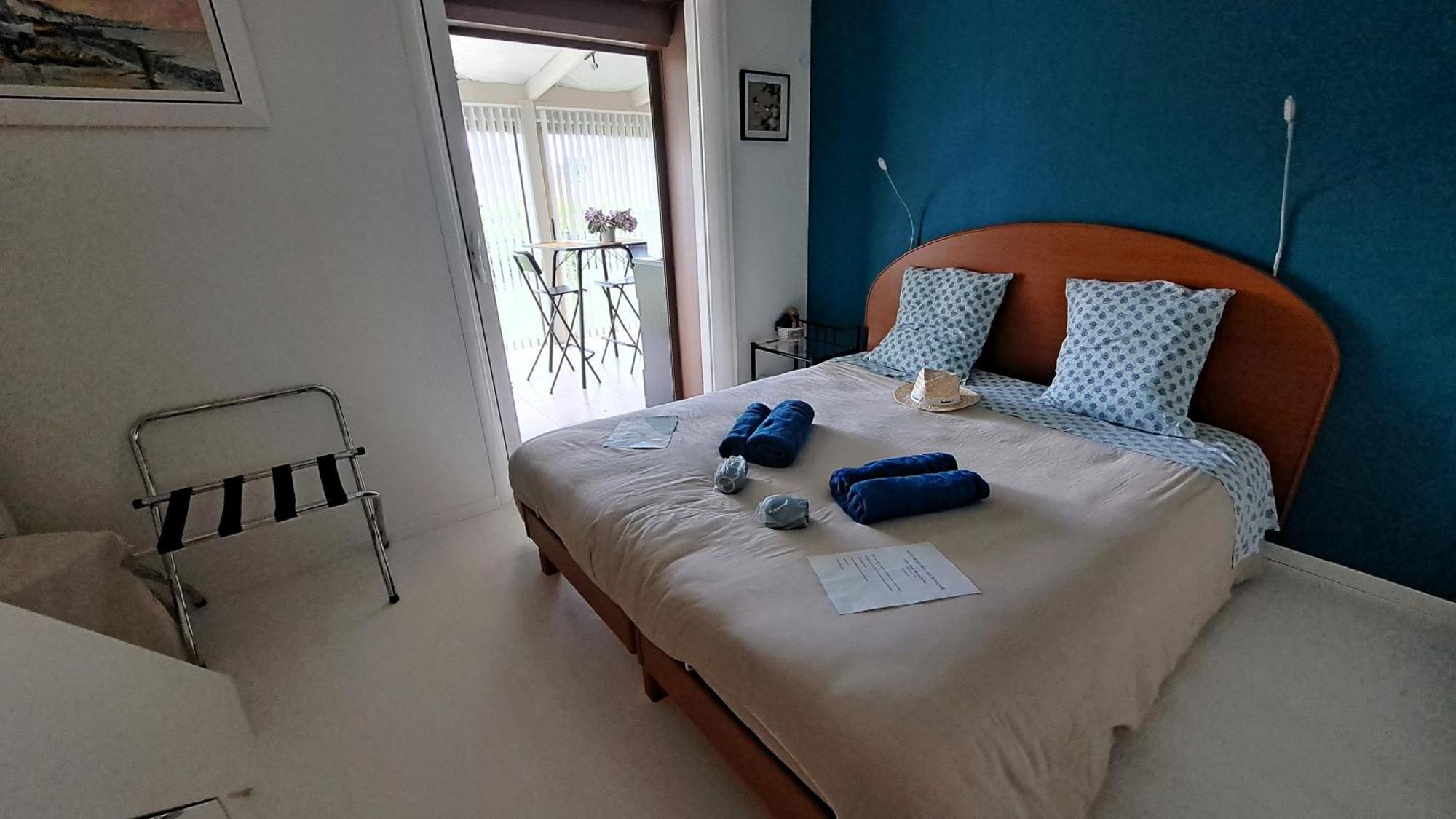 Chambre Privee Avec Salon, Garage Voiture, Velos, Motos Tourville-sur-Arques 外观 照片