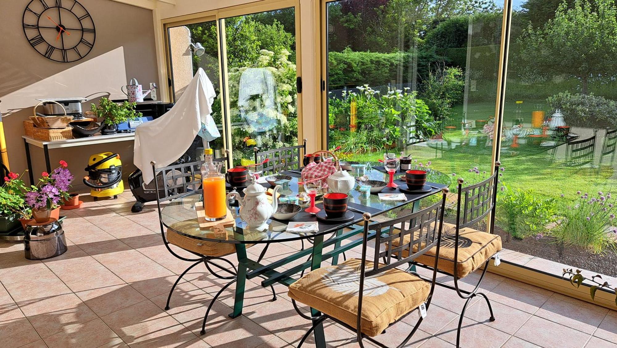 Chambre Privee Avec Salon, Garage Voiture, Velos, Motos Tourville-sur-Arques 外观 照片